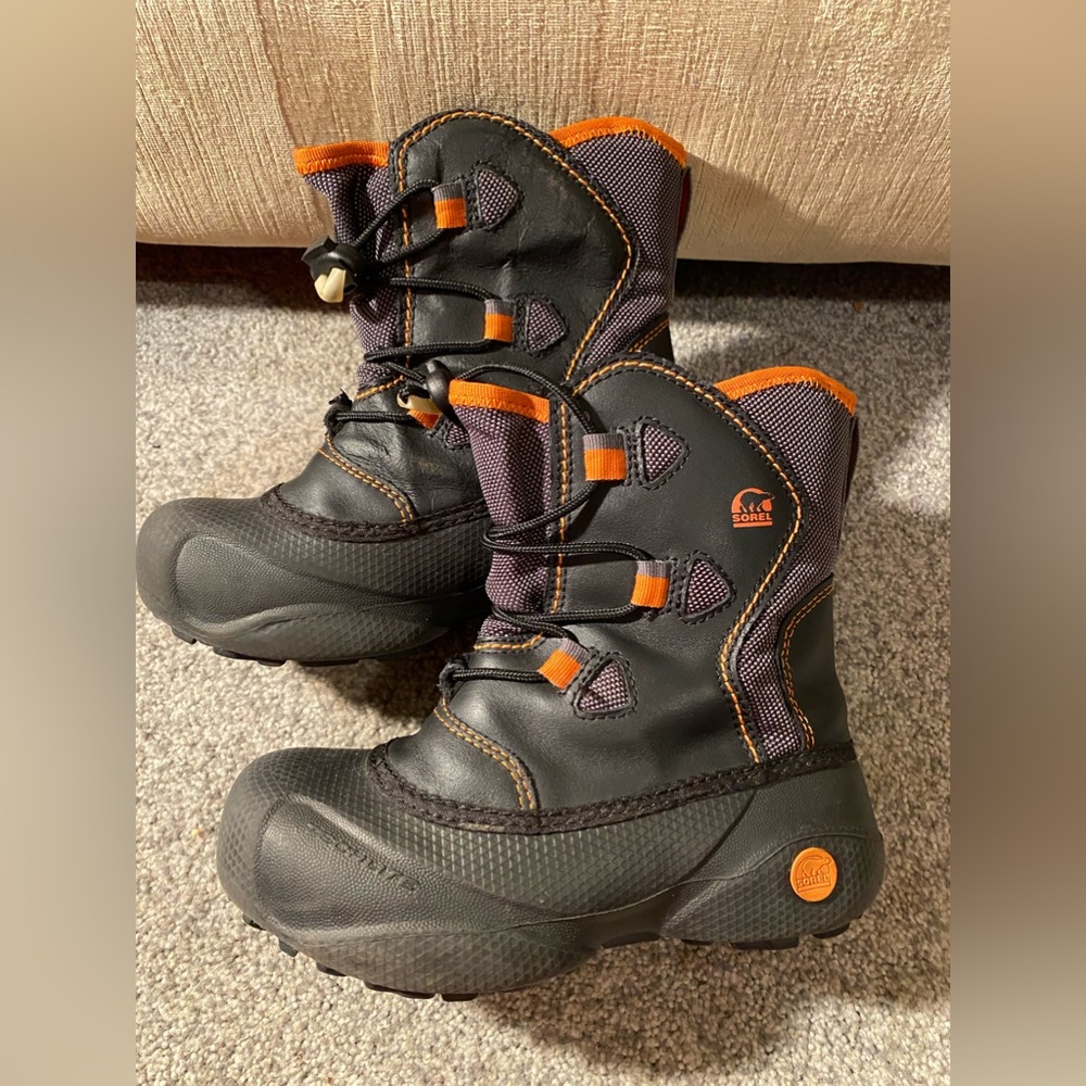 Sorel Girls Size 13 Icepack Boots, Waterproof